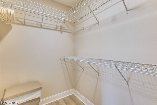 Building Photo - 6030 Perthshire Ln