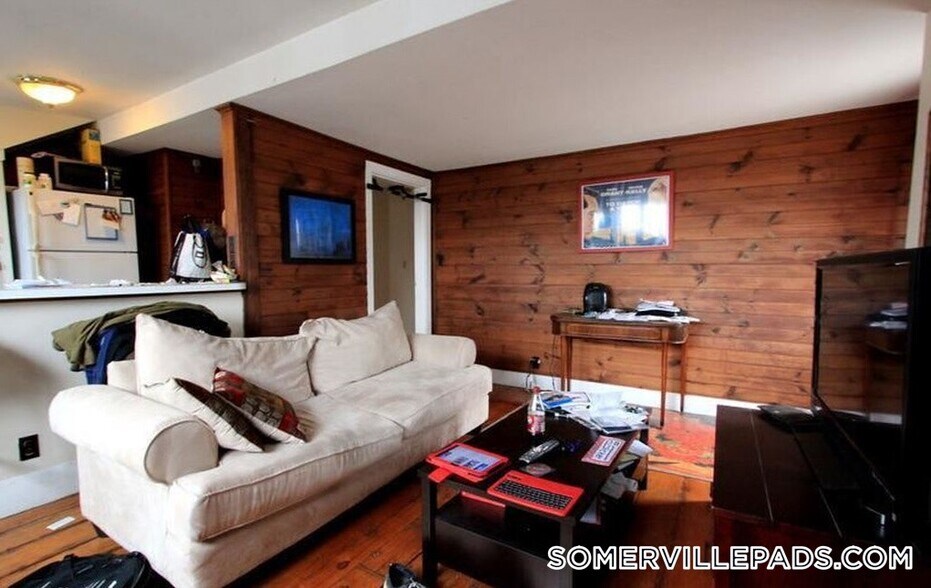 Building Photo - 58 Atherton St