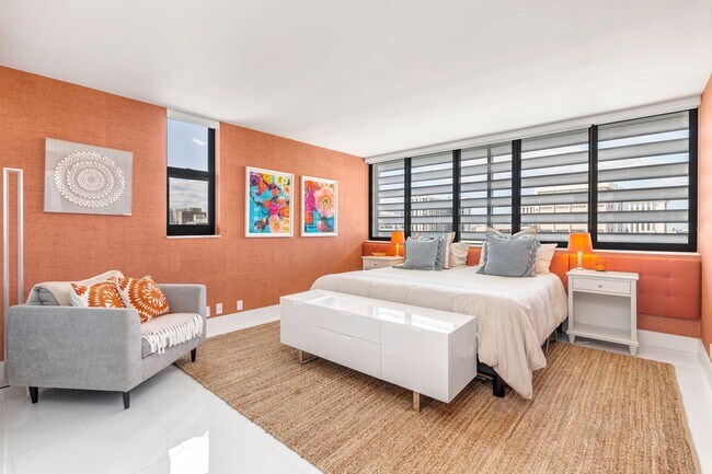 Building Photo - 400 N Flagler Dr