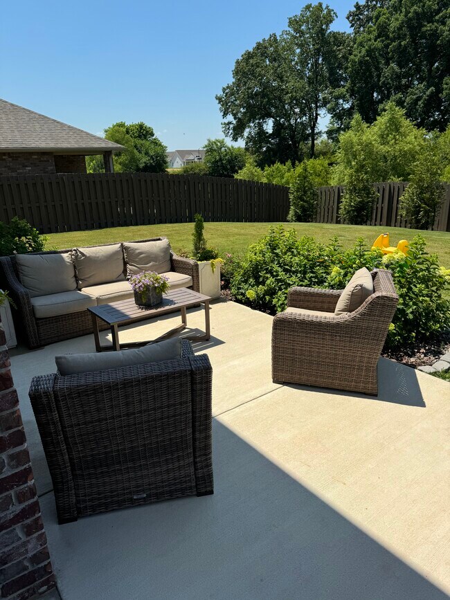 Building Photo - 2176 McAfee Rd NE