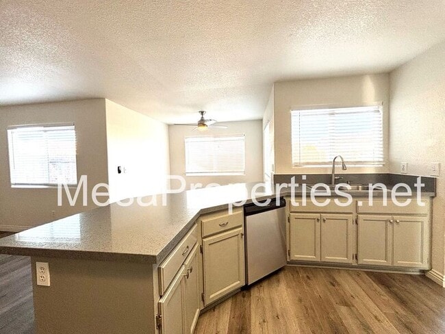 Building Photo - 16992 Lido Cir