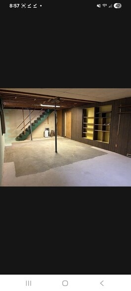 Building Photo - 15235 Ackerson Dr