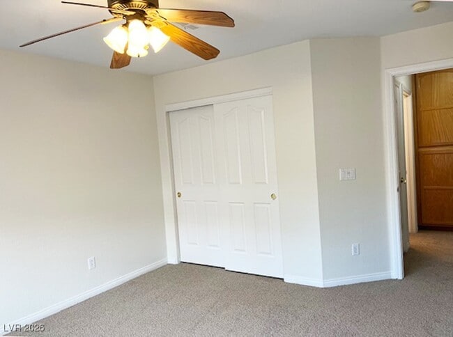 Building Photo - 16 Oak Hollow Ct