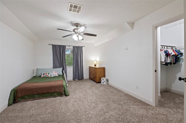 Building Photo - 5110 Tashkent Dr