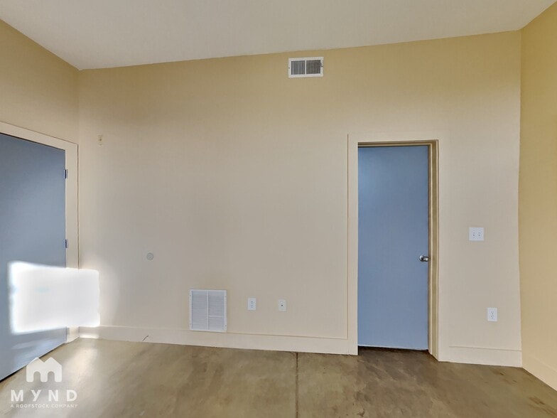 Building Photo - 89 Mangum St SW