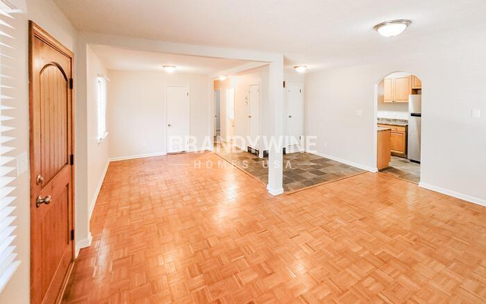 Building Photo - 327 Homeville Rd