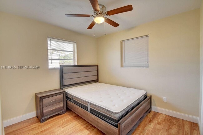 Building Photo - 3531 SW 36th St