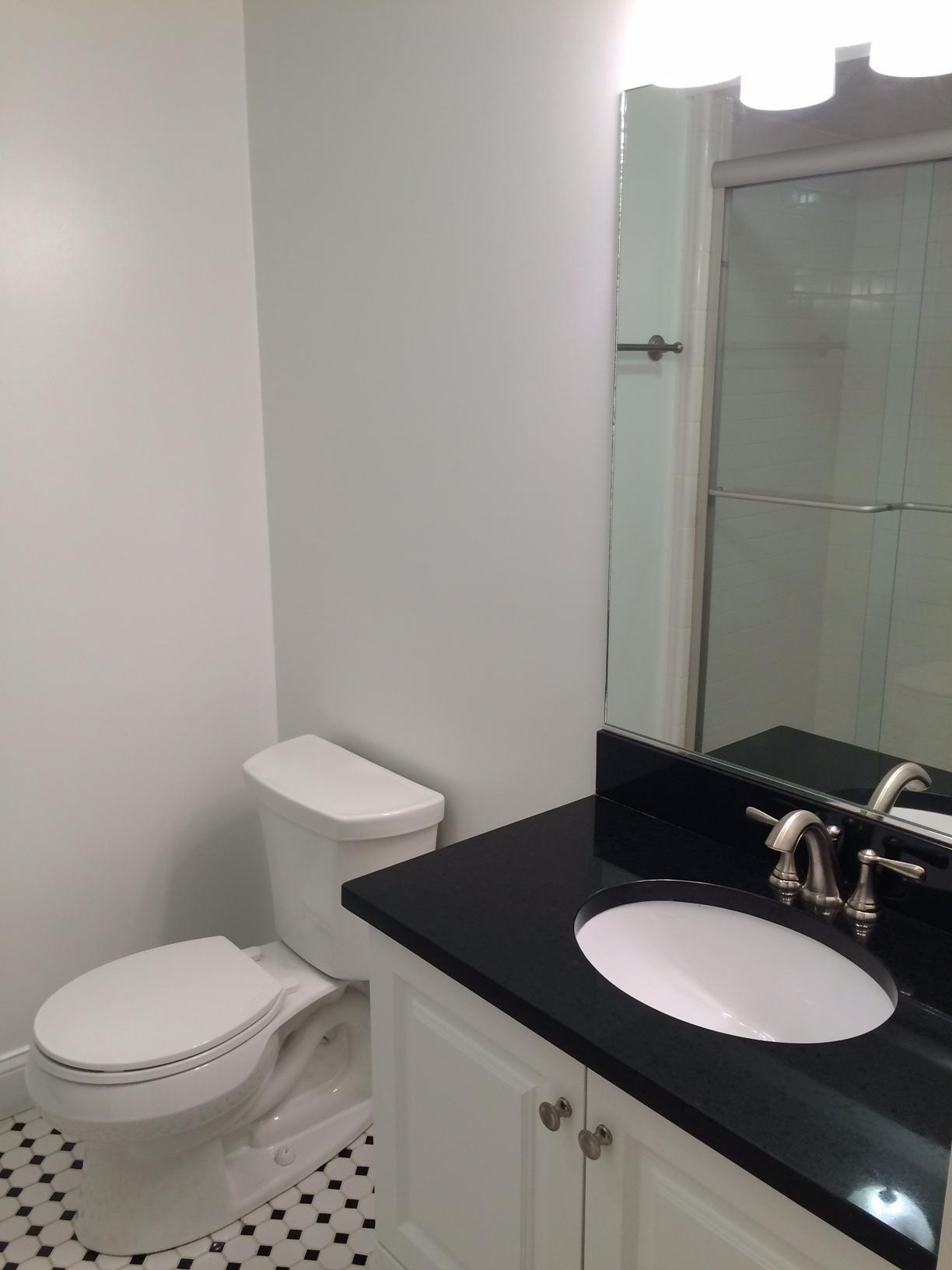 Building Photo - 149 Park Dr