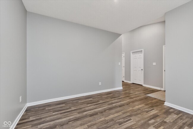 Building Photo - 6607 Laurelwood Dr