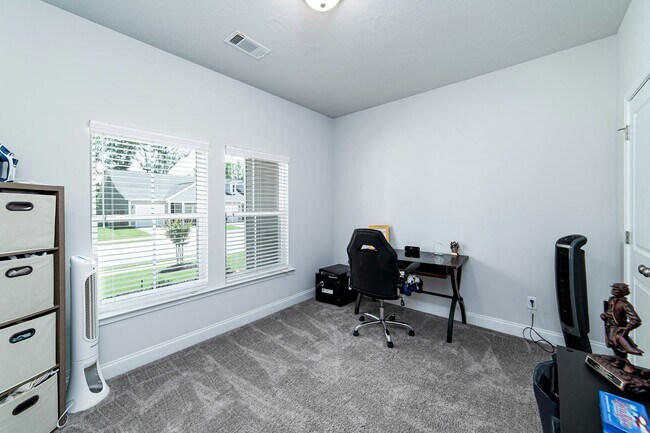 Building Photo - Townhome in Grovetown