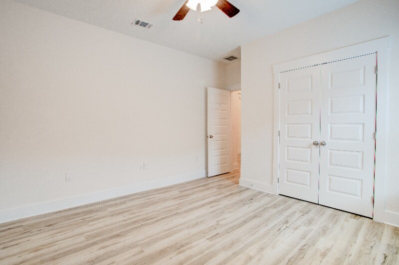 Building Photo - 1756 Thomas St