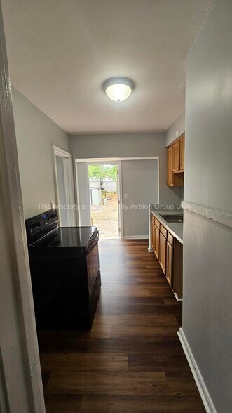 Building Photo - 912 Saratoga Blvd