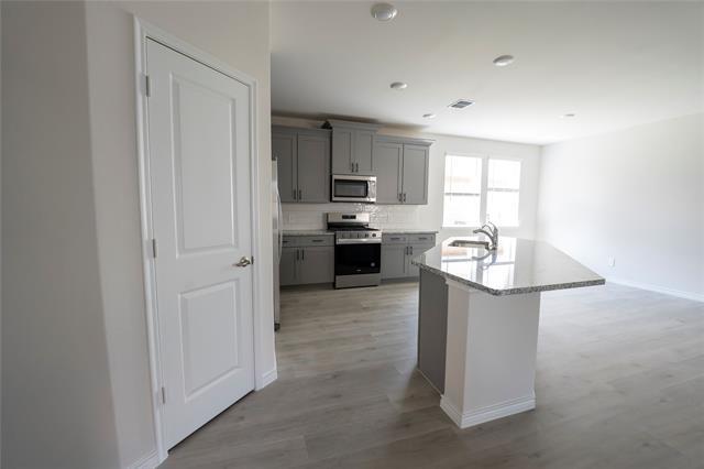 Building Photo - 1812 Bleriot Ct