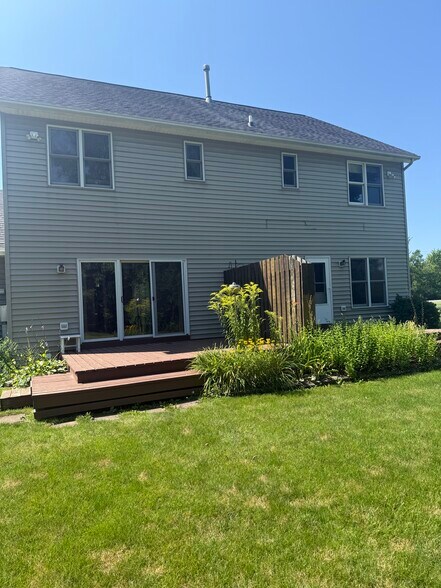 Building Photo - 9520 Lapp Rd