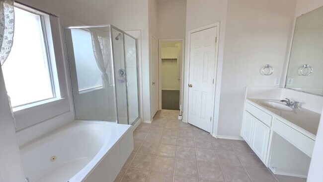 Building Photo - 1608 Broadmore, Allen, TX.