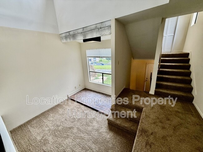 Building Photo - 3420 Augusta Dr