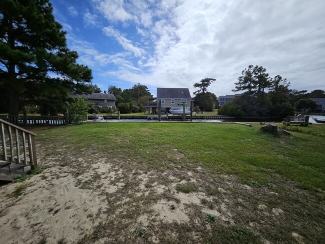Building Photo - 110 Knight Ct