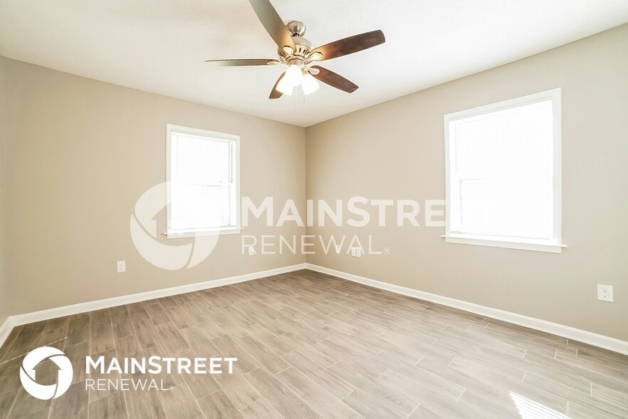 Building Photo - 8347 Bridgewood Dr