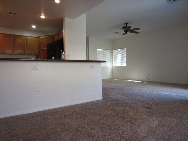 Building Photo - Great 2 Story Townhome in Gated Community!
