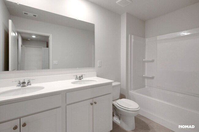 Building Photo - Charming 3BR Townhome in Buford