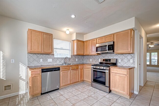 Building Photo - 17038 Midnight Sun Ln