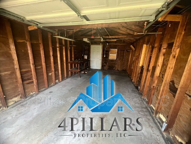 Building Photo - 2612 Vine Ct