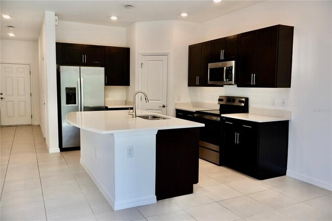 Building Photo - 3635 Davenport Creek Ct