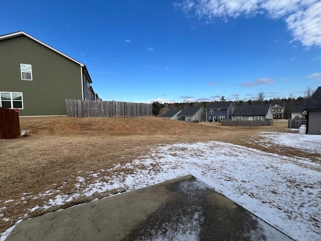 Building Photo - Lovely 4BD, 2.5BA Clayton Home with 1-Car Garage in a Great Location