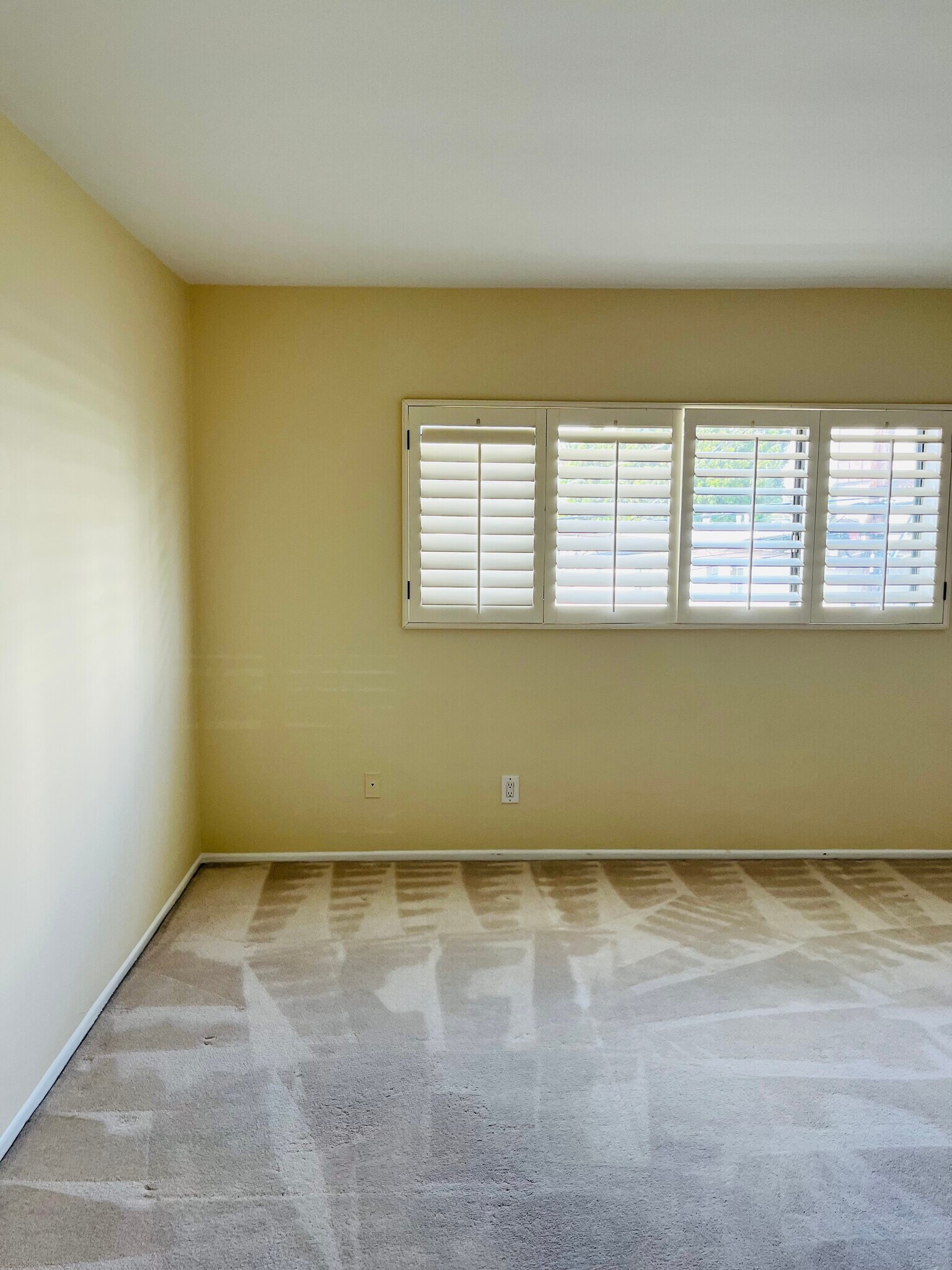 Building Photo - 12731 Pacific Ave