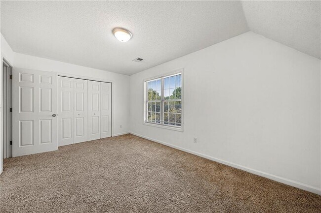 Building Photo - 4317 Chesapeake Trace