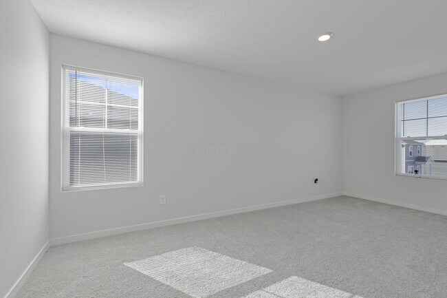 Building Photo - 758 Leslie Dr