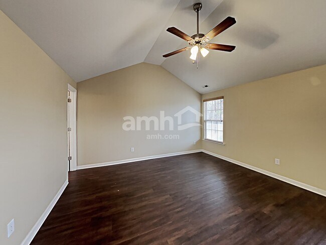 Building Photo - 318 Timber Meadow Lake Dr