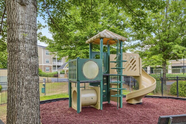 Building Photo - 6435 Zebulon Rd