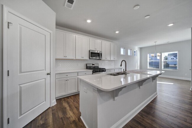 Building Photo - 3 Bed 2 Ranch Bath Home in Monroe!