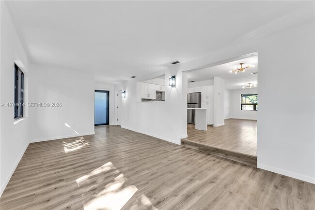 Building Photo - 3040 NW 96th St