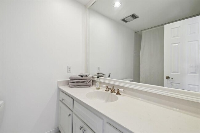 Building Photo - 16502 Millan de Avila
