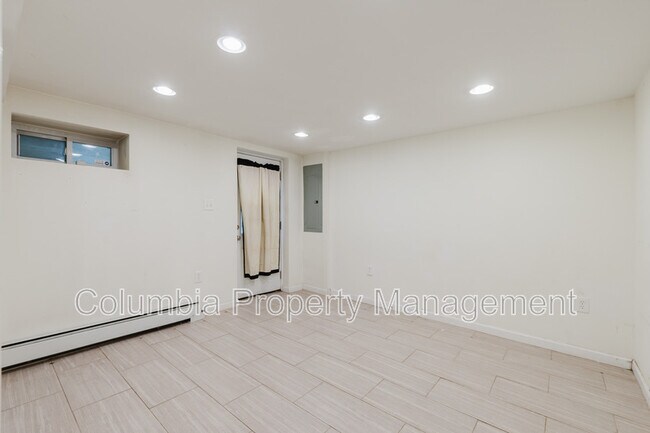 Building Photo - 3523 Warder St NW