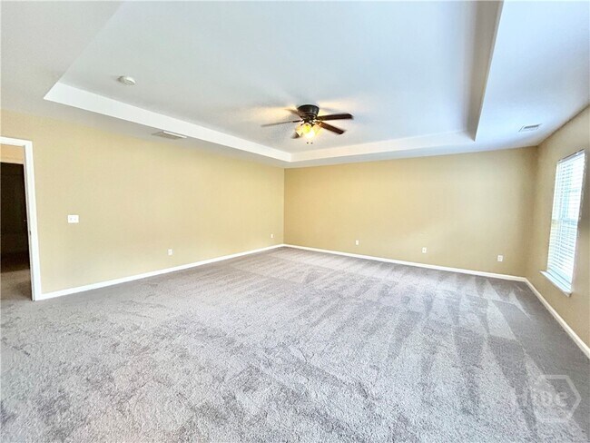 Building Photo - 19 Bainbridge Way
