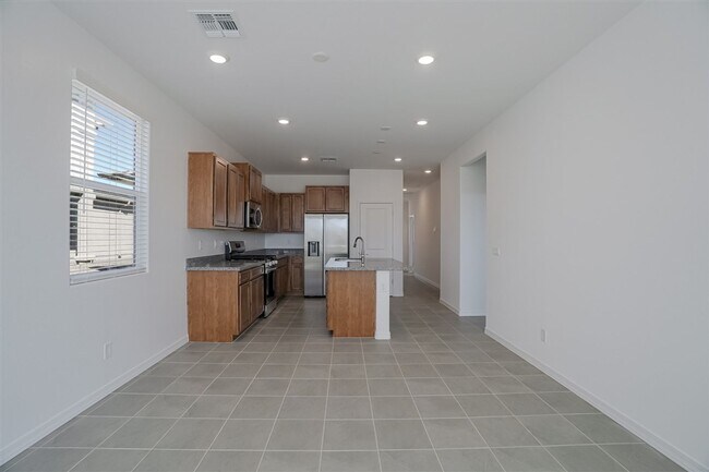 Building Photo - Brand New 3 Bedroom 2 Bath Home in South Ranch
