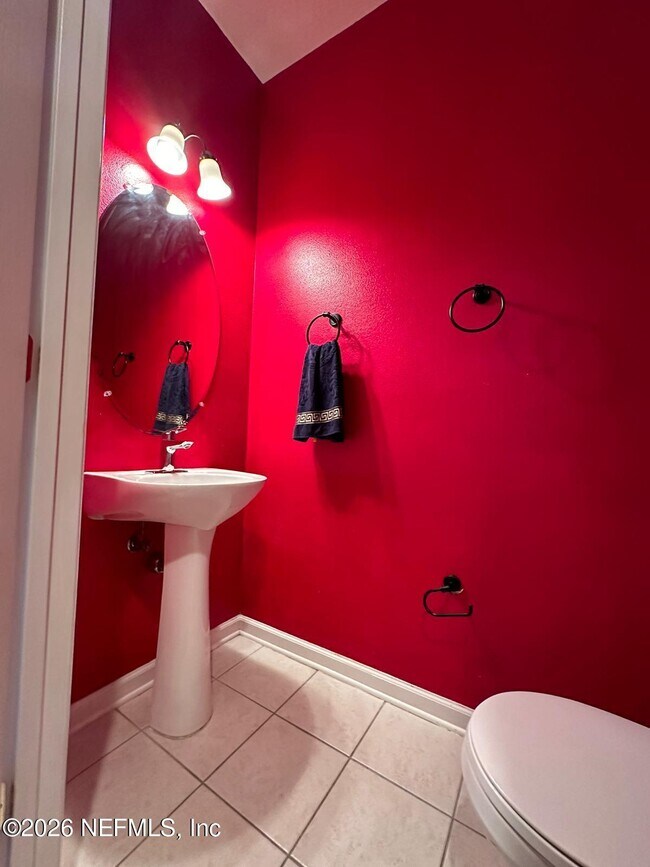 Building Photo - 5880 Sandstone Way