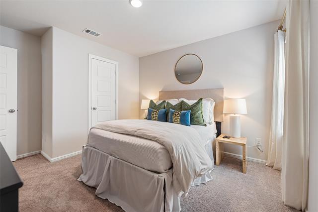 Building Photo - 137 Greenback Trl