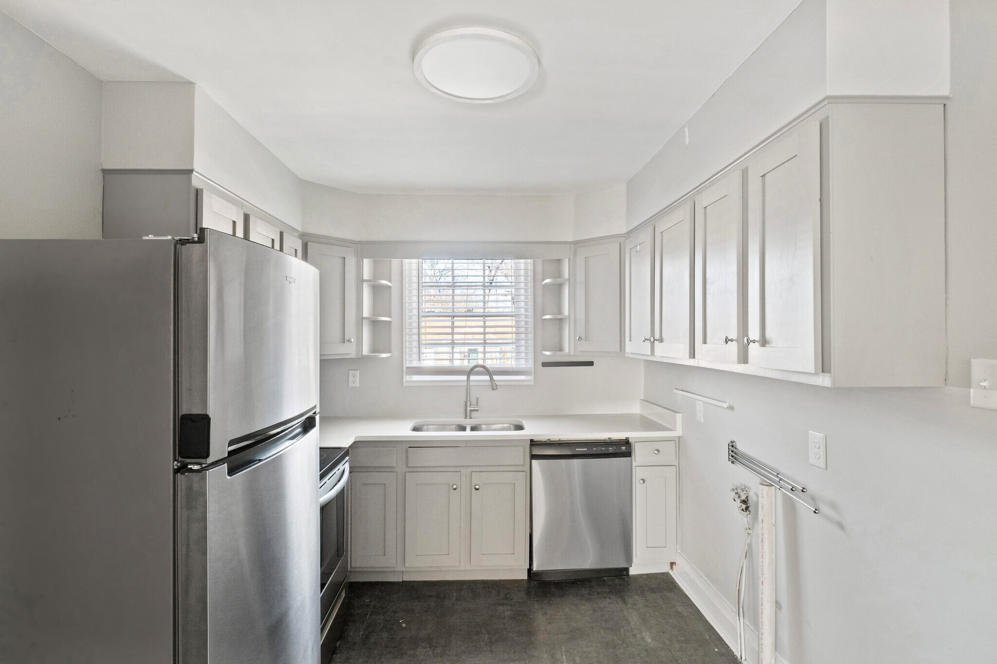 Building Photo - 3753 Friar Tuck Rd