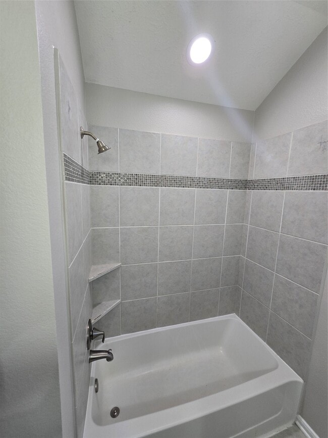 Building Photo - 3702 Aubergine Springs Ln