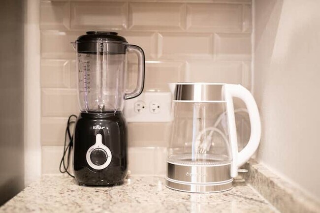 Building Photo - 3703 McCleland Crk Trl