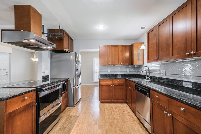 Building Photo - 12919 Westella Dr