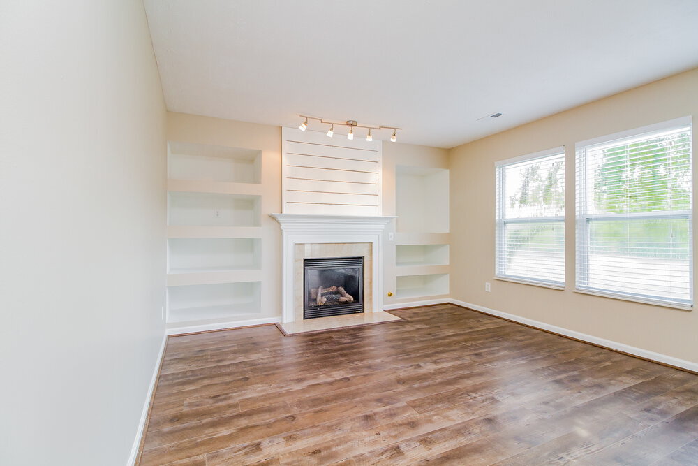 Building Photo - 305 Stewart Springs Dr