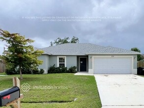 Building Photo - 832 SE Starflower Ave