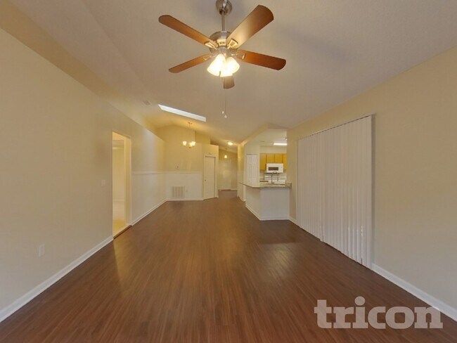 Building Photo - 1268 Maximilian Street Deltona FL