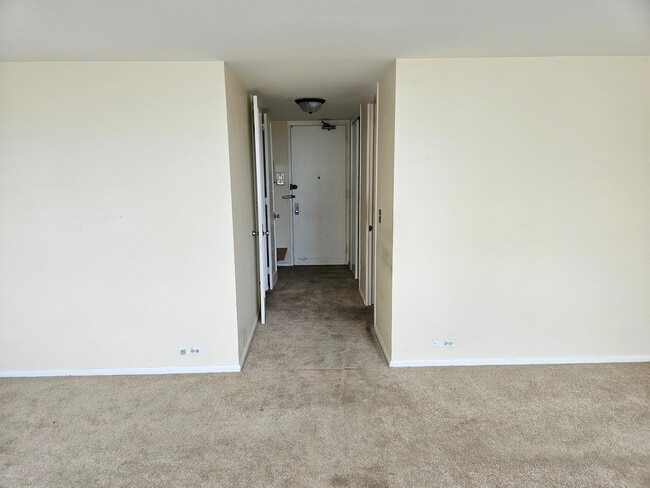 Building Photo - 4800 S Chicago Beach Dr