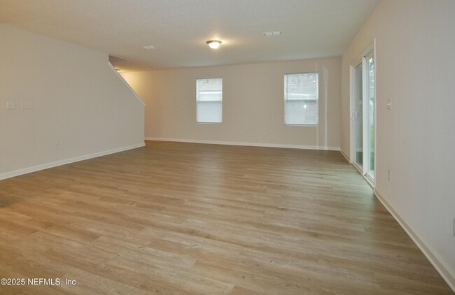 Building Photo - 1179 Woodruff Ave